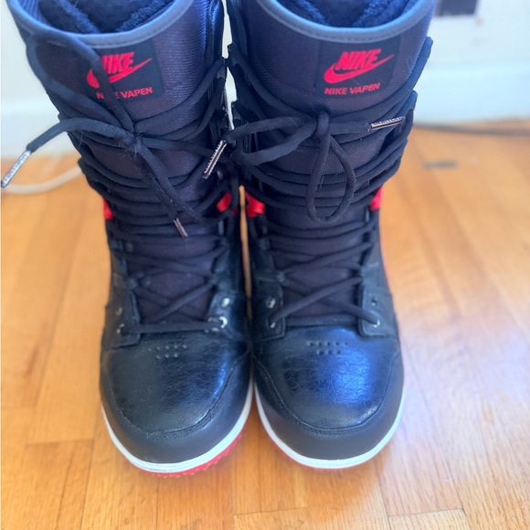 Nike Other - Nike Vapen Black and Red Snowboard Boots size 13